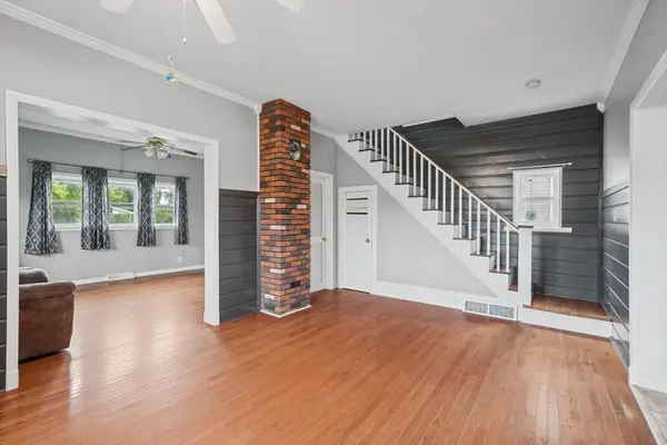 108 S Main, Arrowsmith, IL 61722