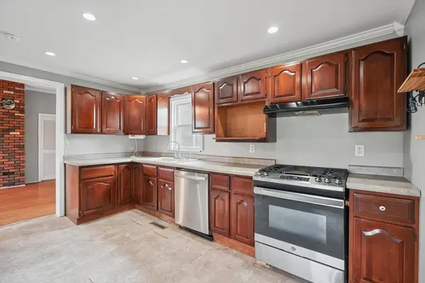 108 S Main, Arrowsmith, IL 61722