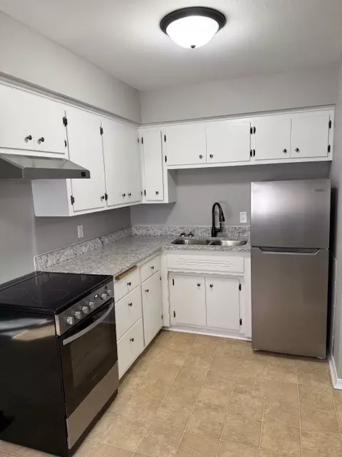 Lakeville, MN 55044-6641,20630 Hughes Ave W