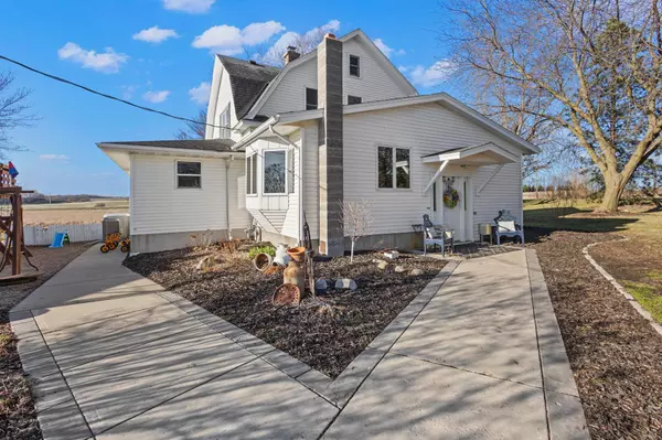 27781 Balsa AVE, Cedar Lake Twp, MN 55088