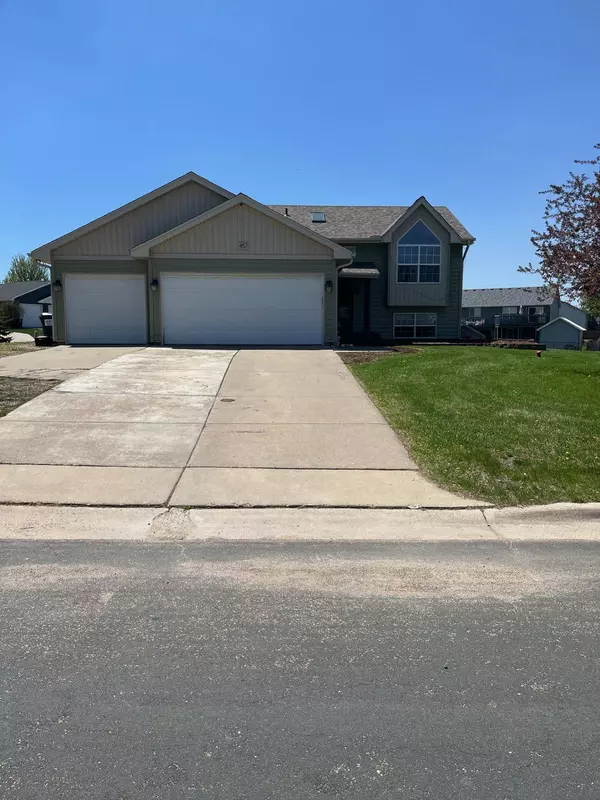 457 8th AVE SW, Lonsdale, MN 55046
