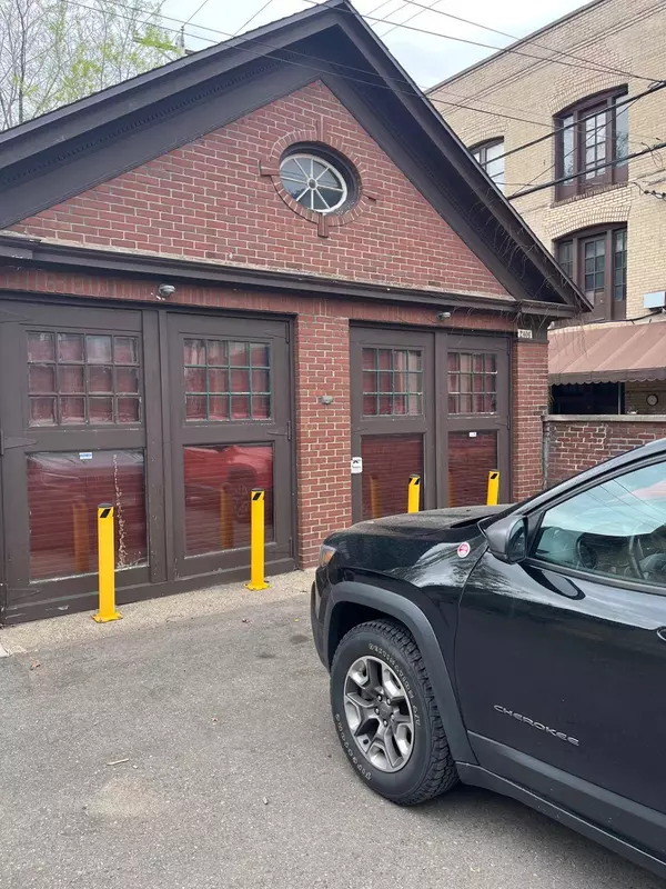 2404 Stevens AVE, Minneapolis, MN 55404