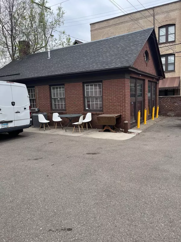 2404 Stevens AVE, Minneapolis, MN 55404