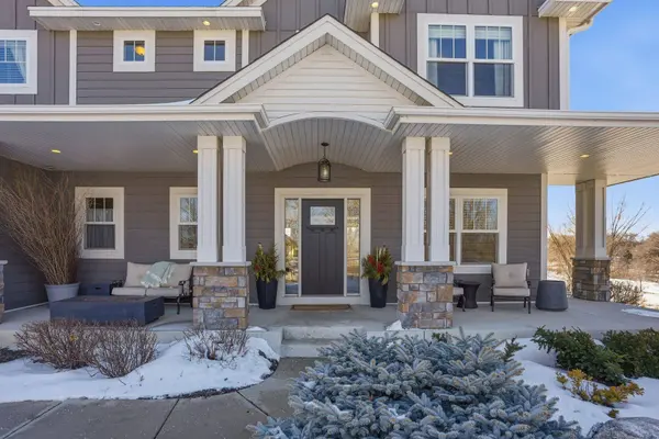 7727 Prairie Grass PASS, Prior Lake, MN 55372