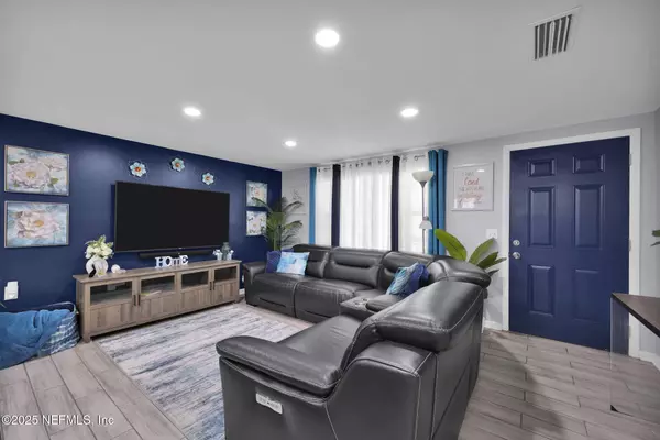 5228 BOILARD DR, Jacksonville, FL 32209