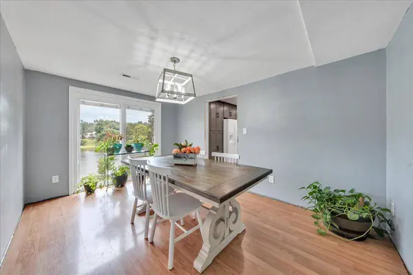 8141 Ashton LN, Roanoke, VA 24019