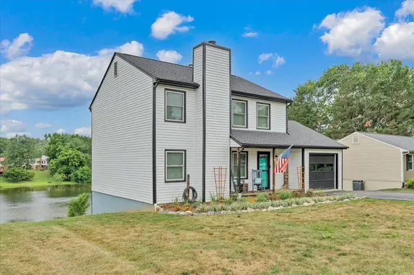 8141 Ashton LN, Roanoke, VA 24019