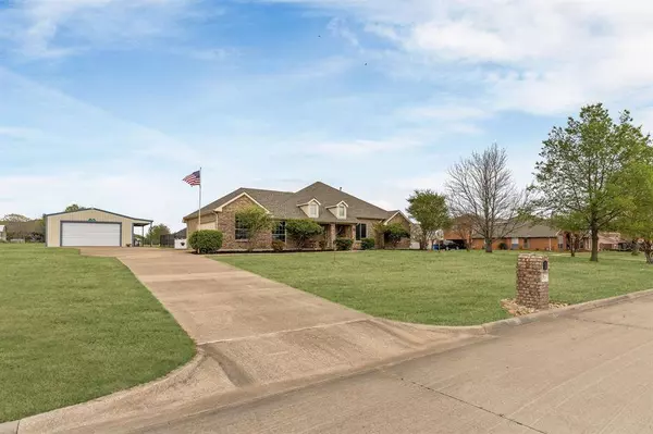 705 Lake Vista Lane, Lavon, TX 75166