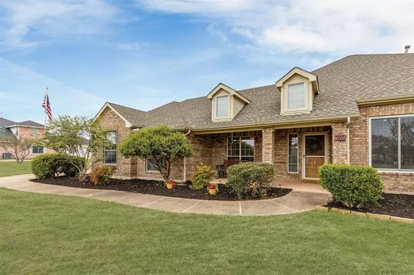 705 Lake Vista Lane, Lavon, TX 75166