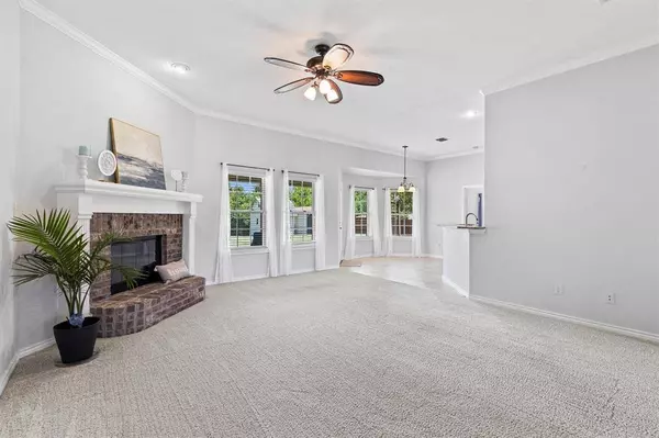 1163 Meadow Hill Drive, Lavon, TX 75166