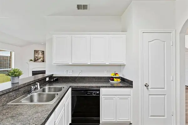 225 Cloudcroft Drive, Wylie, TX 75098