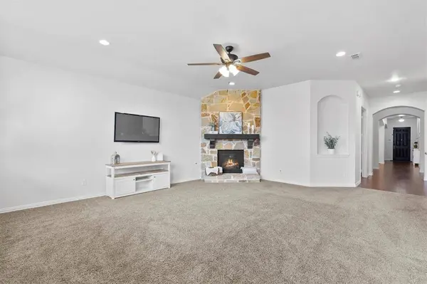 3731 Frost Street, Sachse, TX 75048