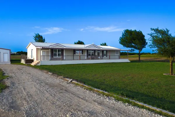 401 County Road 330, Granger, TX 76530