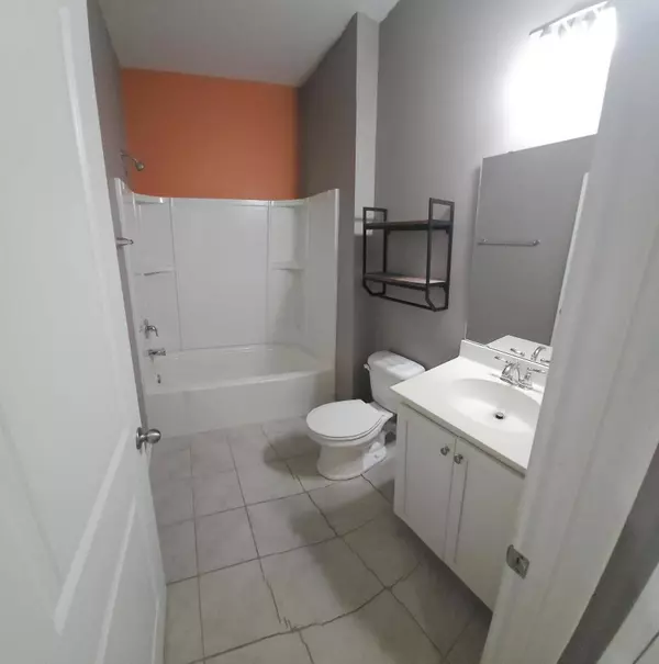 624 Woolum Dr, Moncks Corner, SC 29461