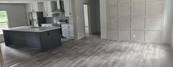 117 Martin Dr, Eutawville, SC 29048