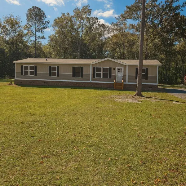 117 Martin Dr, Eutawville, SC 29048
