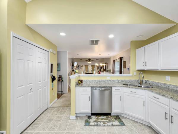 5235 Fernland Way, North Charleston, SC 29420