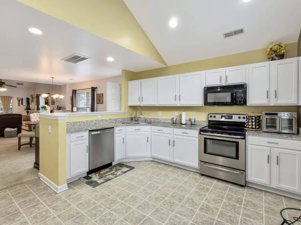 5235 Fernland Way, North Charleston, SC 29420