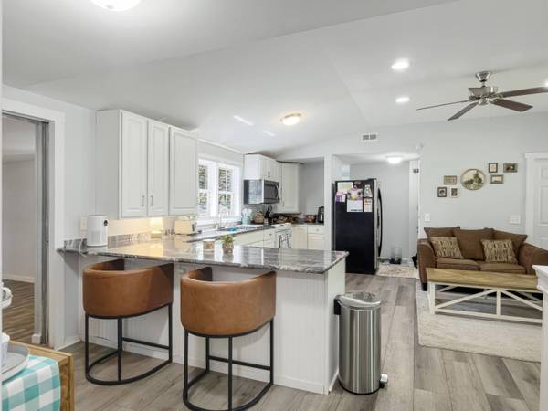 2571 Camden Rd, Holly Hill, SC 29059