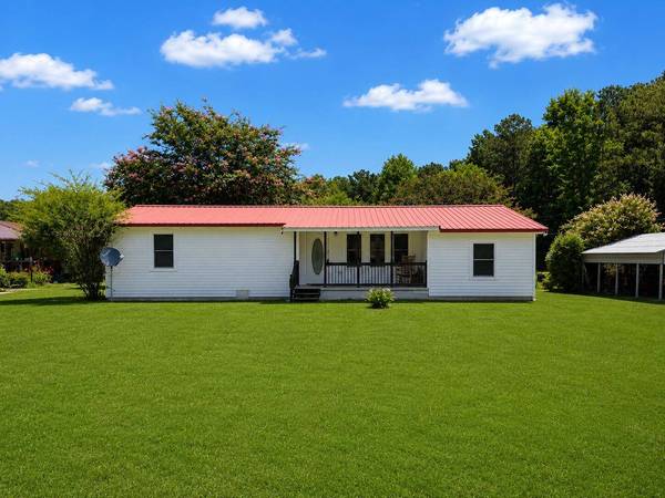 2571 Camden Rd, Holly Hill, SC 29059