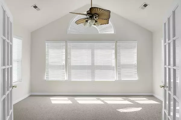 8800 Dorchester Rd #2004, North Charleston, SC 29420