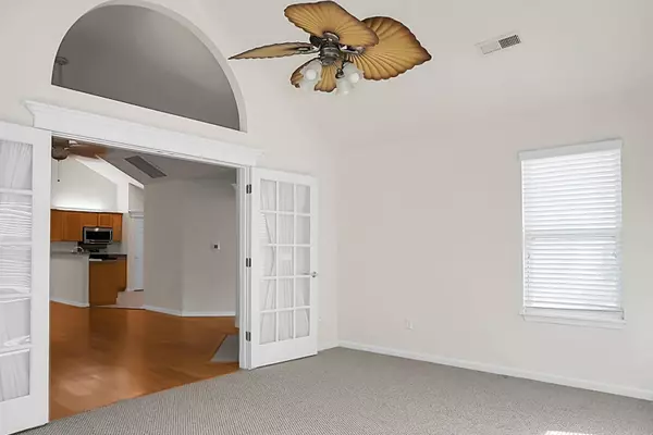 8800 Dorchester Rd #2004, North Charleston, SC 29420