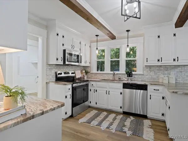 2701 Pineridge LN, Powhatan, VA 23139