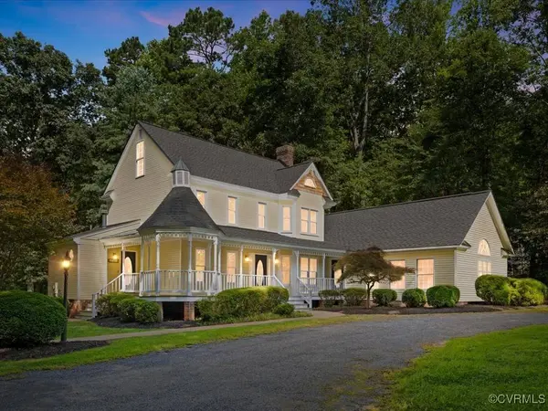 2701 Pineridge LN, Powhatan, VA 23139