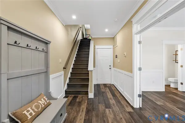 17066 Thornapple CT, Moseley, VA 23120