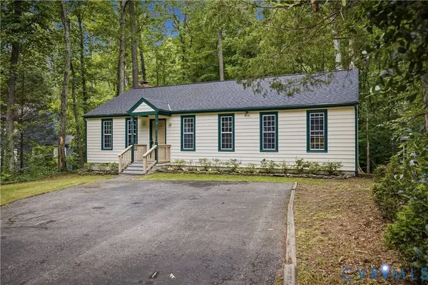 4906 Court Ridge TER, Midlothian, VA 23112