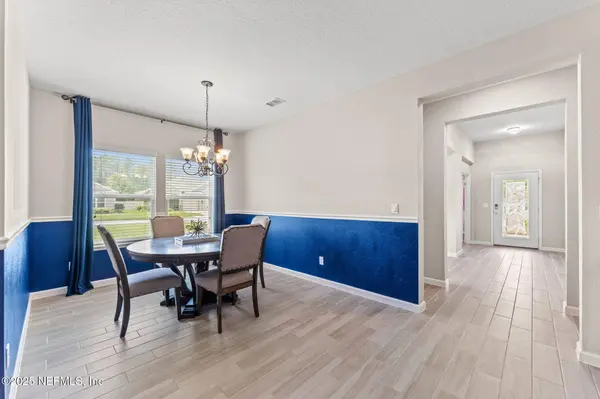 10166 RAMSEY FALLS DR, Jacksonville, FL 32222