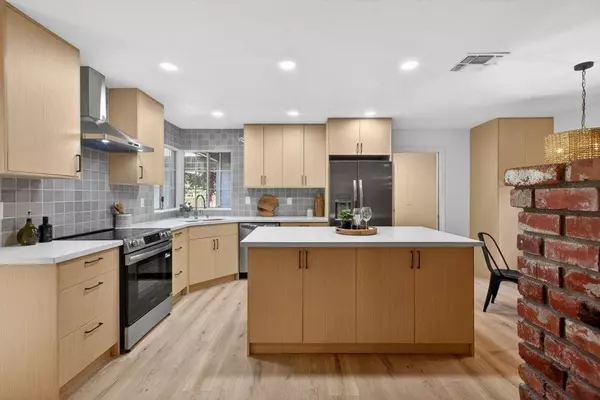 11386 New England Pl, Rancho Cordova, CA 95670-7503