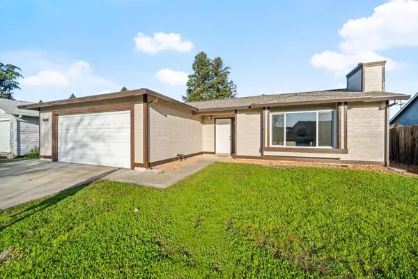 8590 Willow Grove WAY, Sacramento, CA 95828
