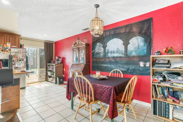 4920 Springfield WAY, Sacramento, CA 95841