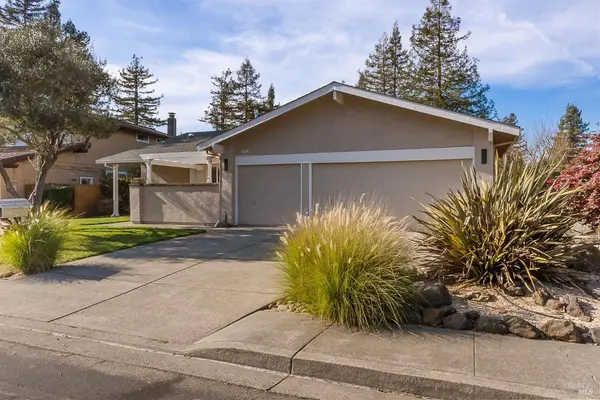 4997 Fern PL, Rohnert Park, CA 94928