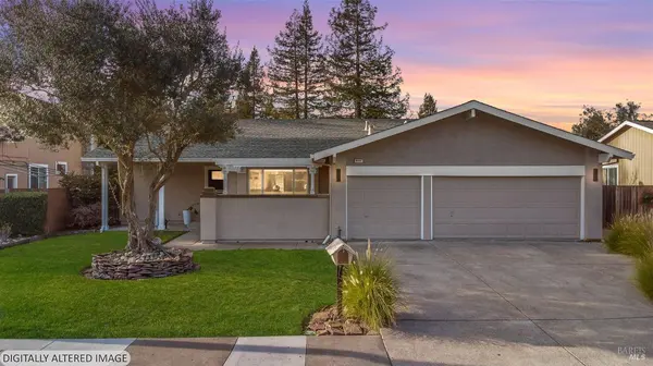 4997 Fern PL, Rohnert Park, CA 94928