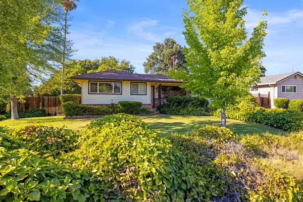 2001 Maryal DR, Sacramento, CA 95864