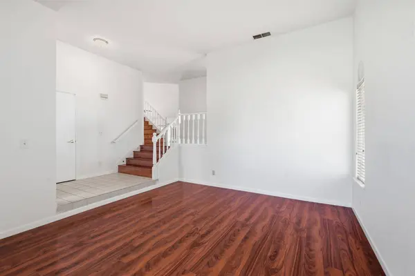 9004 Crofton CT, Sacramento, CA 95829