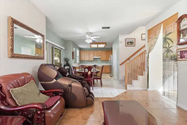 8283 Glencannon WAY, Elk Grove, CA 95624