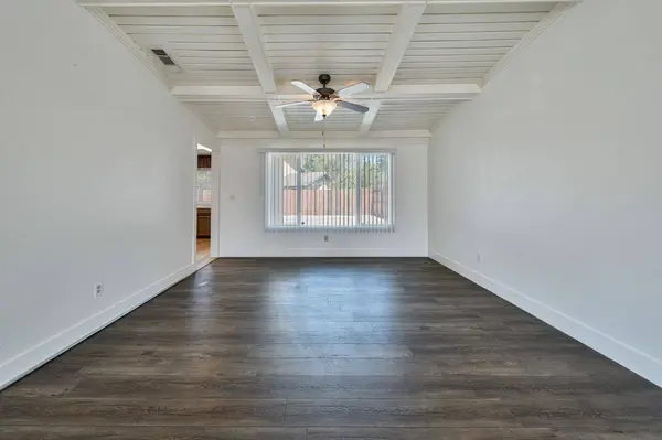 8908 Liscarney WAY, Sacramento, CA 95828