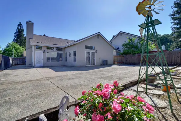 6813 Desta CT, Elk Grove, CA 95758