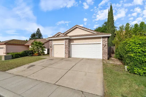 8862 Laguna Star DR, Elk Grove, CA 95758