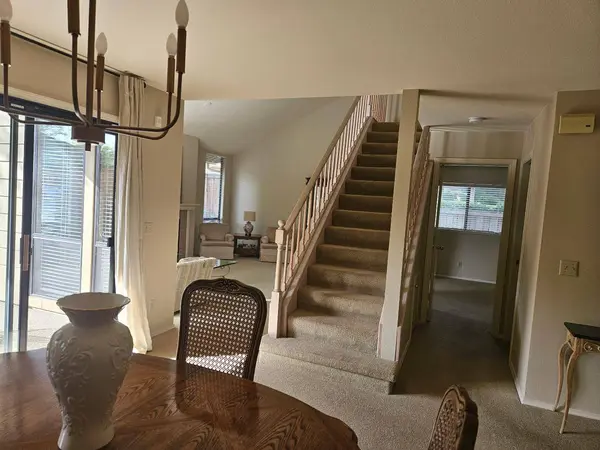 1067 Rio Cidade WAY, Sacramento, CA 95831