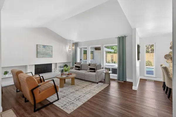 2595 American River DR, Sacramento, CA 95864