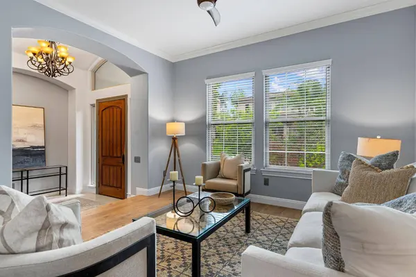 6401 Orange Hill LN, Carmichael, CA 95608