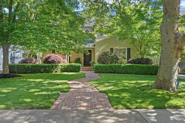 1049 11th AVE, Sacramento, CA 95818