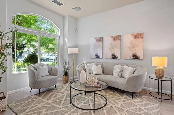 2945 Sierra Mills LN, Sacramento, CA 95864