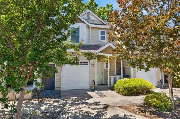 1728 27th ST, Sacramento, CA 95816