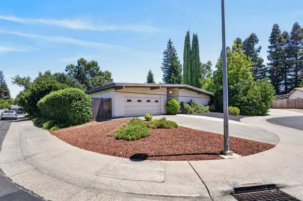8780 Cheer CT, Elk Grove, CA 95624