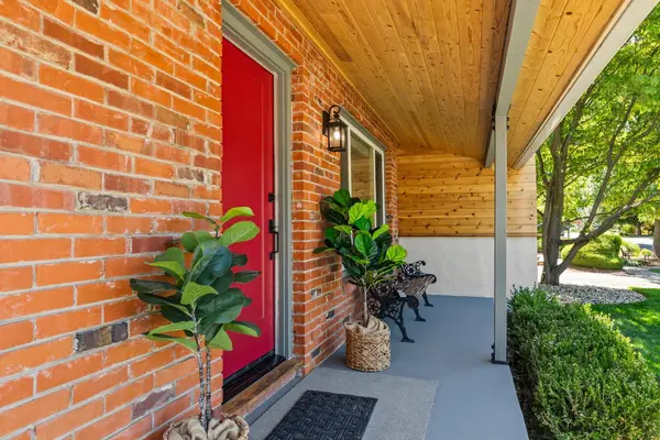 5411 State AVE, Sacramento, CA 95819